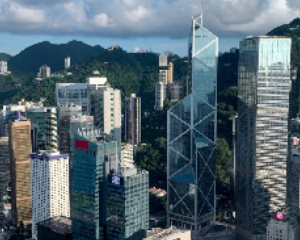 香港保险市场为何大多都是美元保单，香港永明如何做的？
